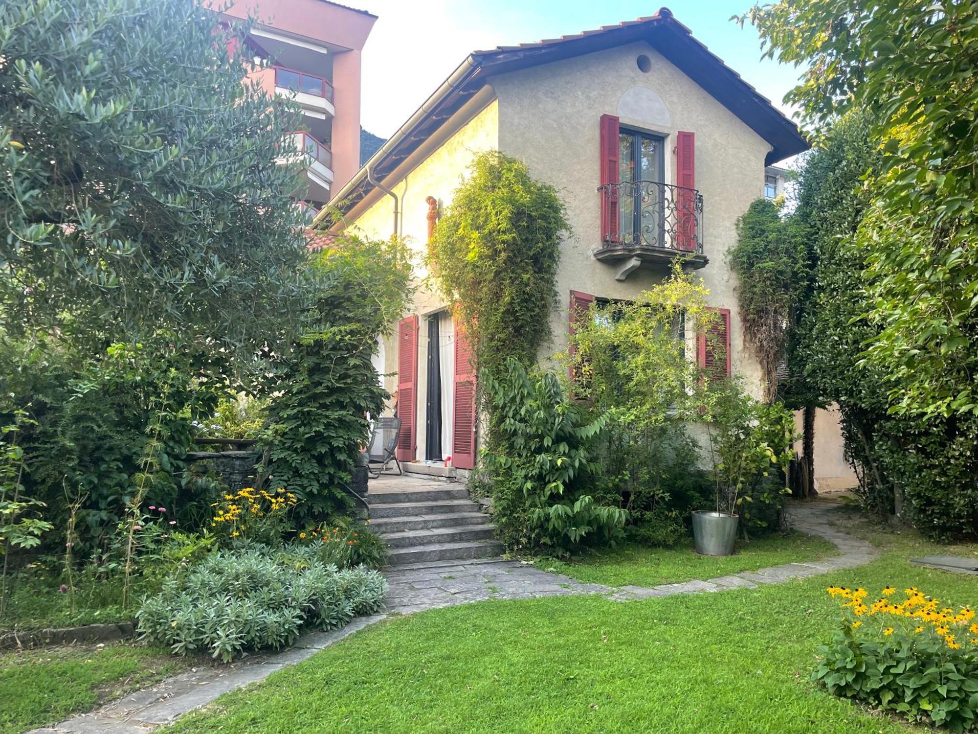 Cozy Apartment In The Green Locarno Luaran gambar